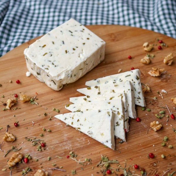 Otlu Peynir Elazığ Munzurdan Gelen Güney Doğu Anadolu Doğal Ucuz Köy Ürünleri